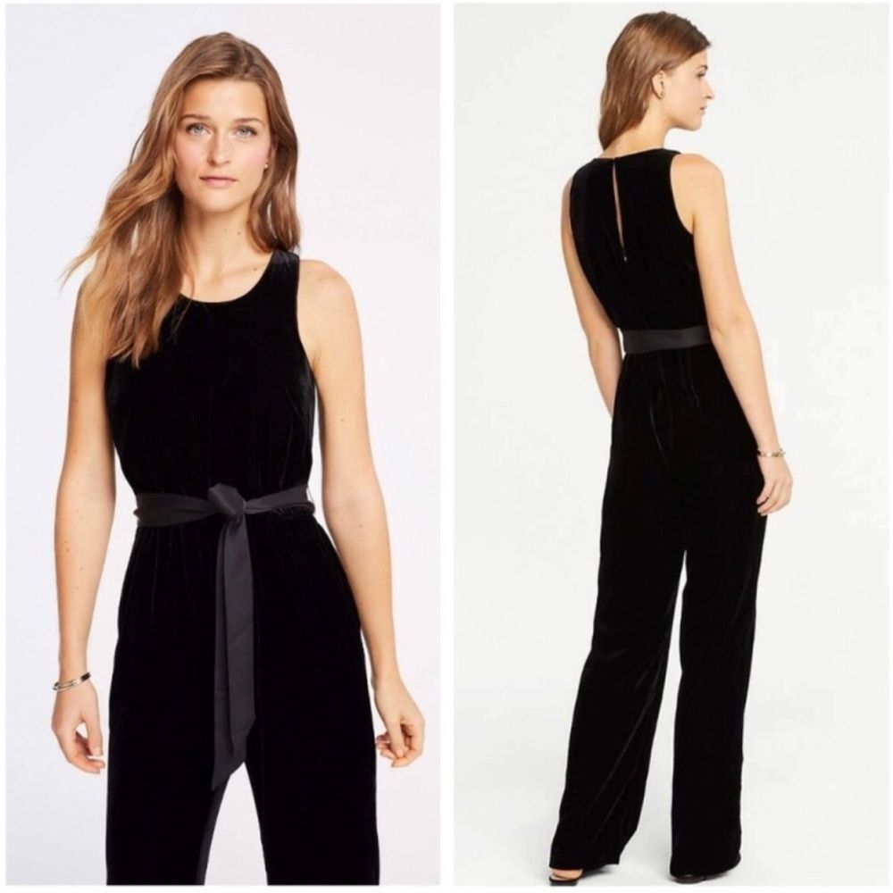 Ann Taylor Velvet Scoop Neck Black Belted Jumpsuit with Pockets Sz. 6